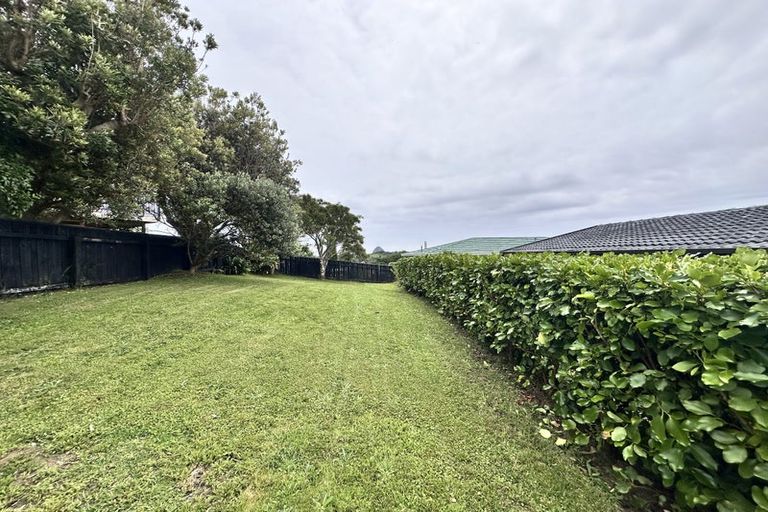 Photo of property in 20 Tiverton Crescent, Whalers Gate, New Plymouth, 4310