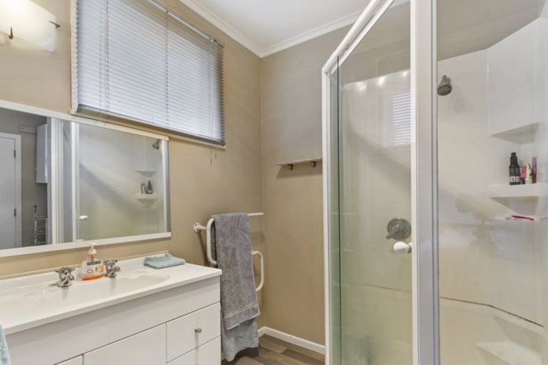 Photo of property in 33 Darraghs Road, Brookfield, Tauranga, 3110