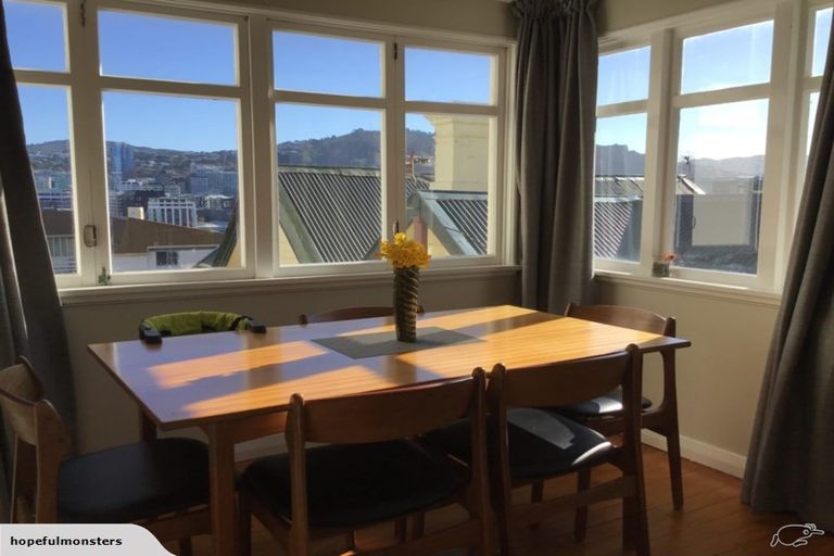 Photo of property in 7/1 Earls Terrace, Mount Victoria, Wellington, 6011