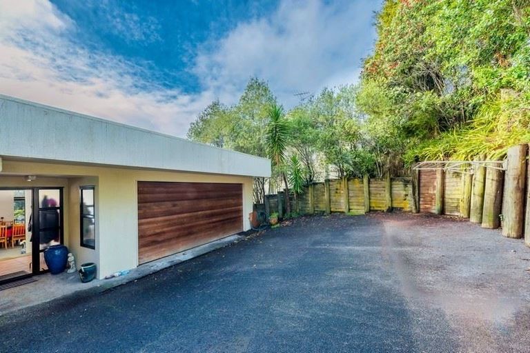 Photo of property in 1/62 Fernhill Way, Oteha, Auckland, 0632