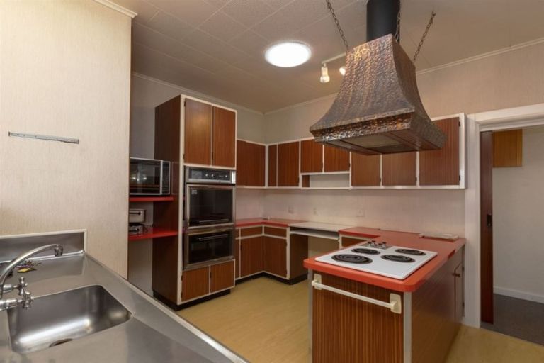 Photo of property in 9 Karamu Avenue, Takaro, Palmerston North, 4410