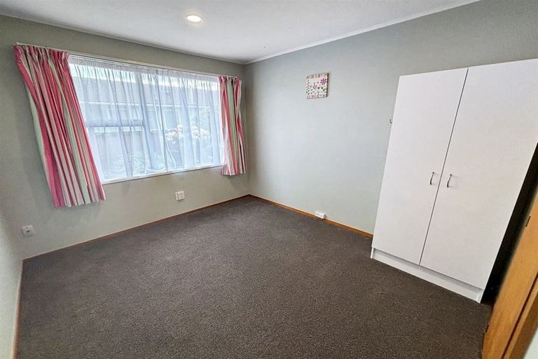 Photo of property in 24 Pensacola Crescent, Broomfield, Christchurch, 8042