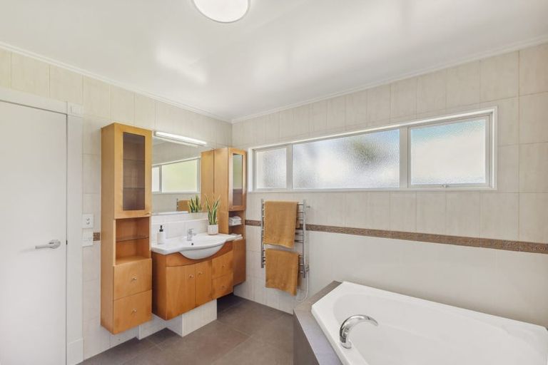 Photo of property in 74 Waipapa Road, Kerikeri, 0230