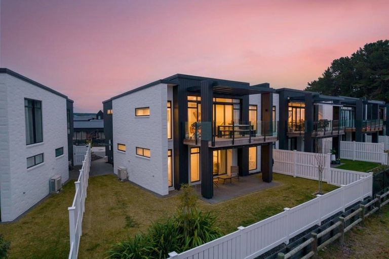 Photo of property in 108a Harakeke Drive, Wharewaka, Taupo, 3330