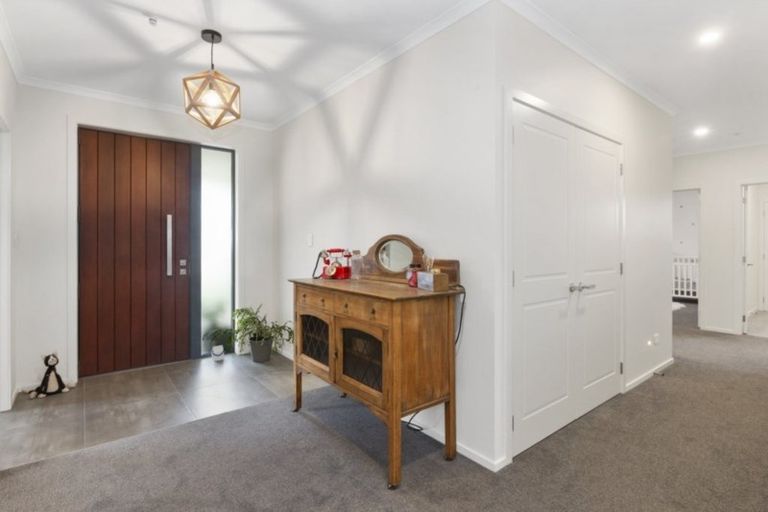 Photo of property in 10 Erica Crescent, Mosgiel, 9024