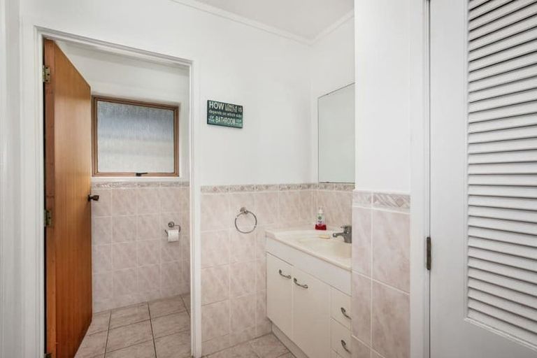 Photo of property in 213 Royal Road, Massey, Auckland, 0614