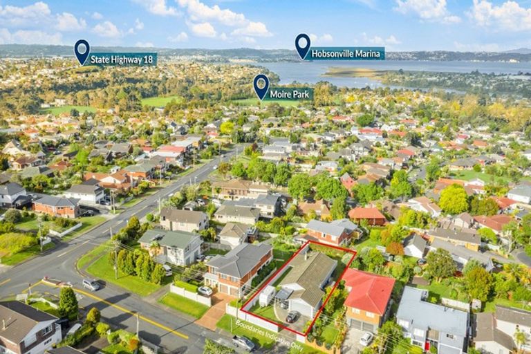 Photo of property in 6 Colwill Road, Massey, Auckland, 0614