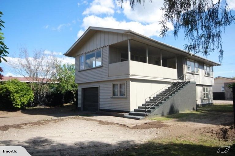 Photo of property in 6 Lee Road, Hannahs Bay, Rotorua, 3010
