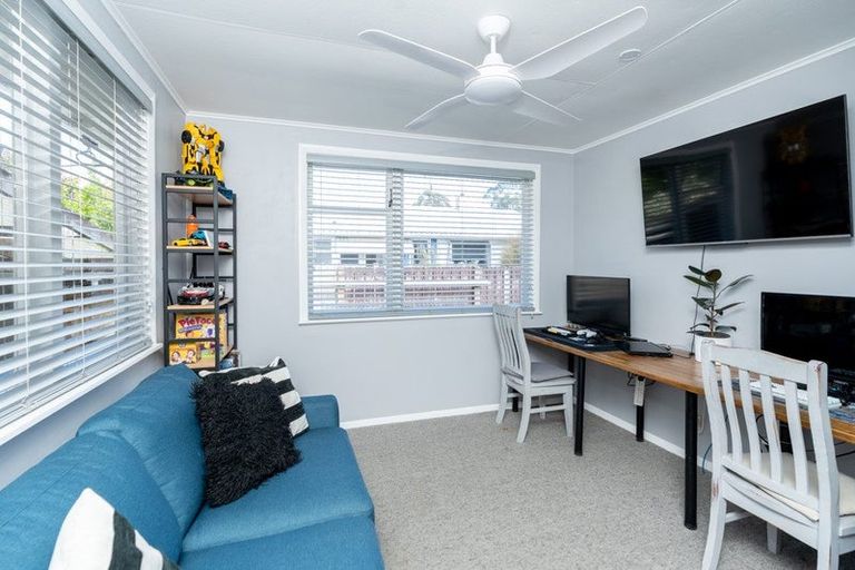 Photo of property in 83 Bryant Road, St Andrews, Hamilton, 3200