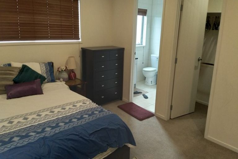 Photo of property in 33 Chadwick Place, Rototuna North, Hamilton, 3210