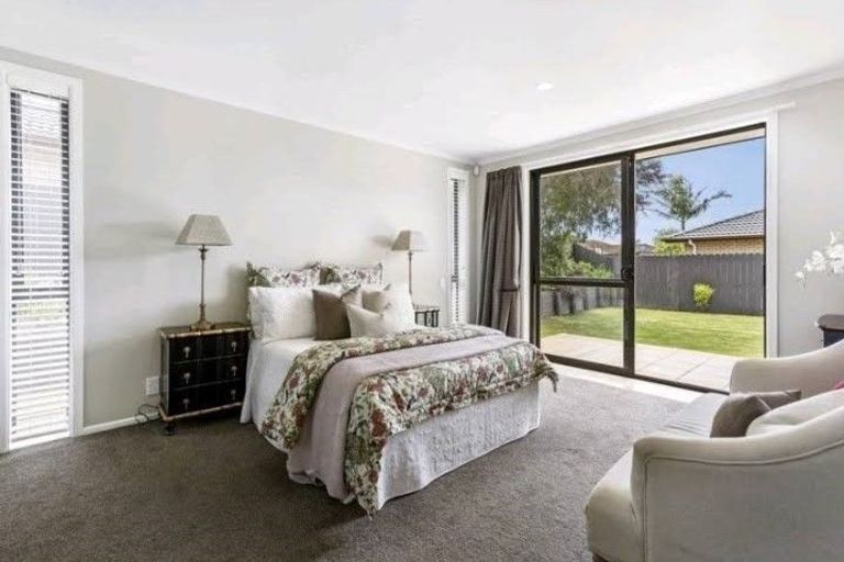 Photo of property in 19 Corrofin Drive, East Tamaki, Auckland, 2013