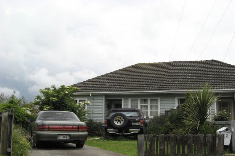 Photo of property in 3 Bevin Place, Bryndwr, Christchurch, 8053