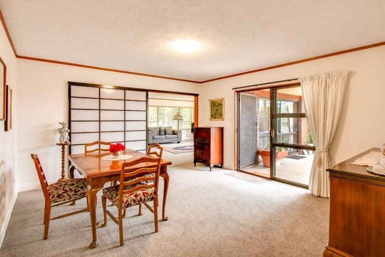 Photo of property in 39 Auckland Road, Greenmeadows, Napier, 4112