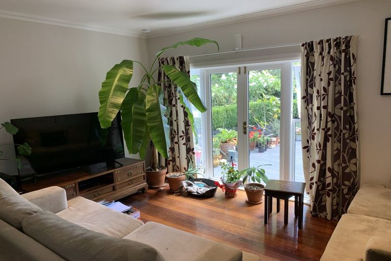 Photo of property in 7 Wilton Road, Wadestown, Wellington, 6012