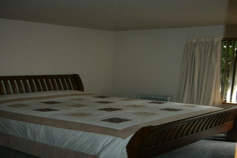 Photo of property in 1a Glenys Place, Broomfield, Christchurch, 8042