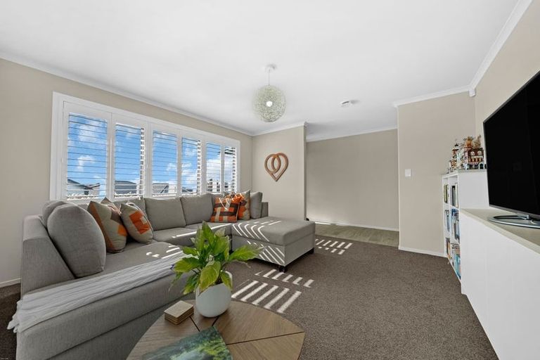 Photo of property in 5 Noble Lane, Pokeno, 2402