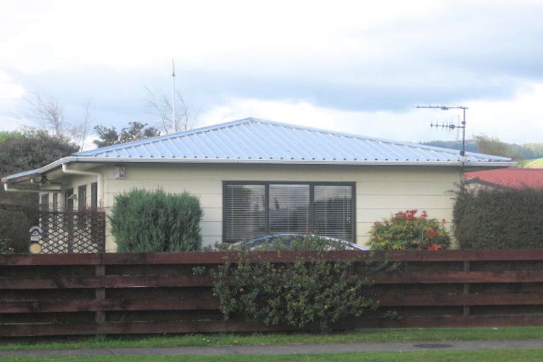 Photo of property in 294 Malfroy Road, Pomare, Rotorua, 3015