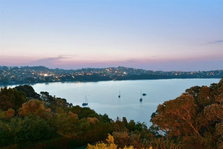 Photo of property in 64 Ardern Avenue, Stanmore Bay, Whangaparaoa, 0932