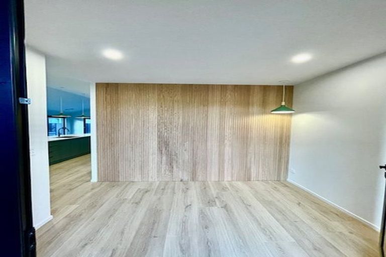 Photo of property in 72 Hugo Shaw Drive, Cambridge, 3434