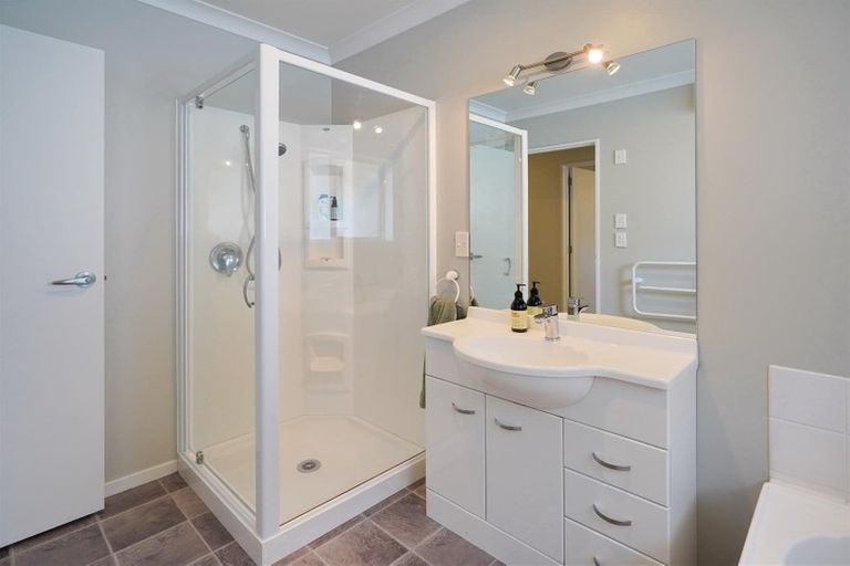 Photo of property in 22 Country Palms Drive, Halswell, Christchurch, 8025