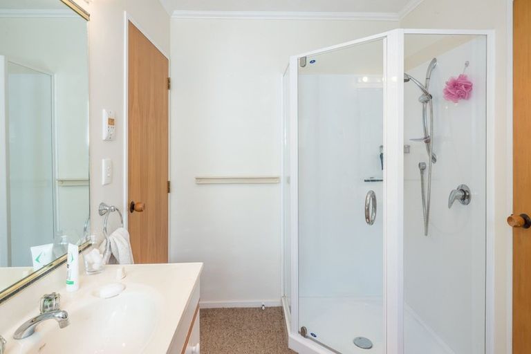 Photo of property in 68a Rimu Road, Raumati Beach, Paraparaumu, 5032