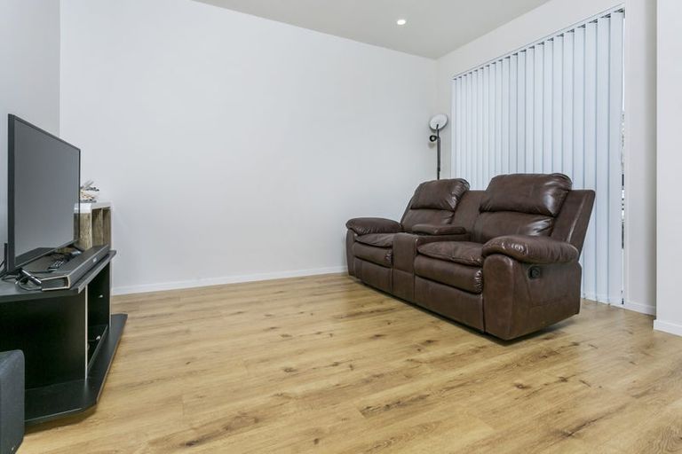 Photo of property in 34 Clara Road, Silverdale, 0932