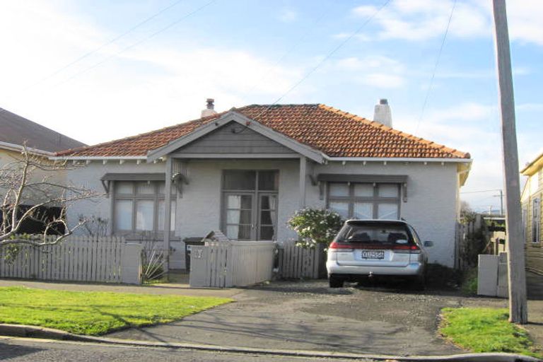Photo of property in 17 Alma Street, Saint Kilda, Dunedin, 9012