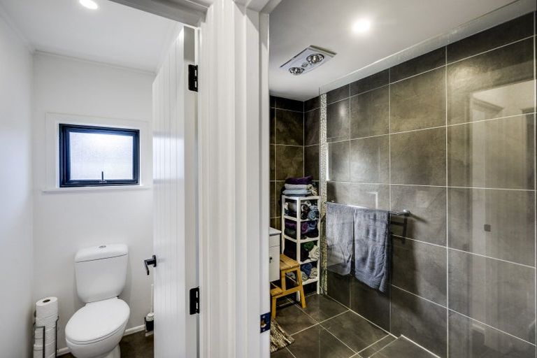 Photo of property in 76 Clarence Cox Crescent, Pirimai, Napier, 4112