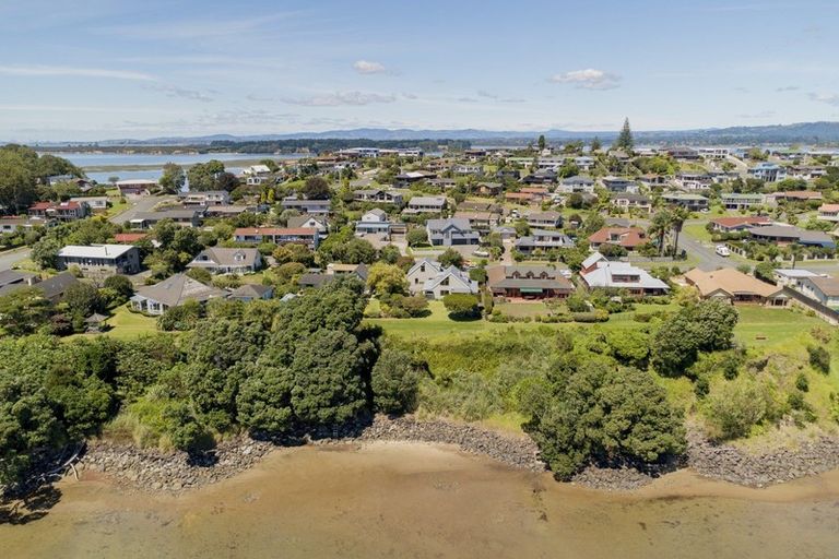 Photo of property in 30 Ruamoana Place, Omokoroa, 3114