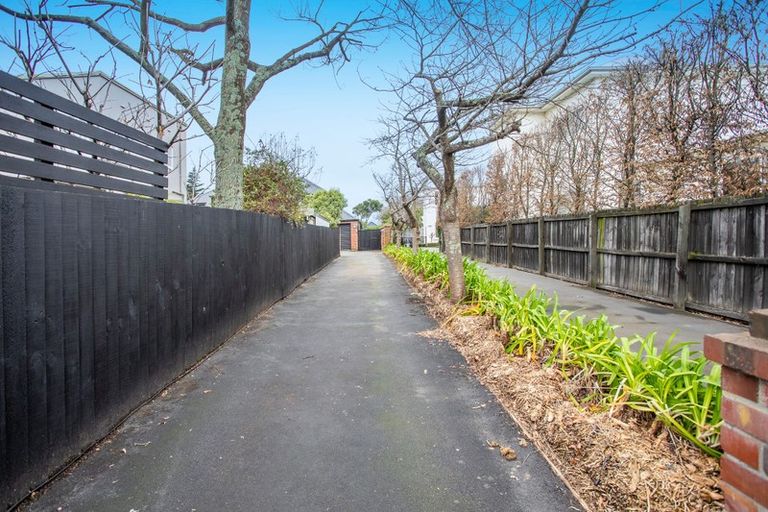 Photo of property in 1/28 Thornycroft Street, Fendalton, Christchurch, 8052