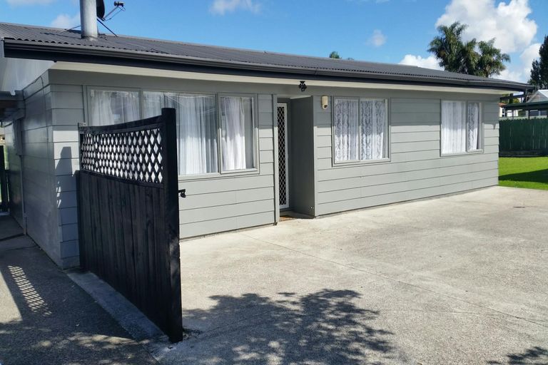 Photo of property in 24b Tironui Station Road, Papakura, 2112