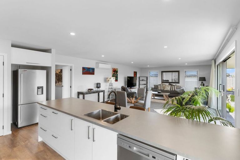 Photo of property in 7 Boyce Lane, Amberley, 7410