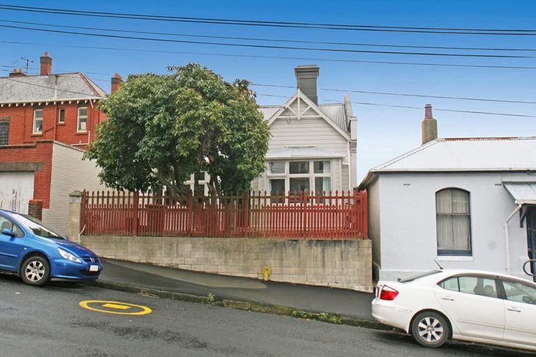 Photo of property in 68 Melville Street, Dunedin Central, Dunedin, 9016