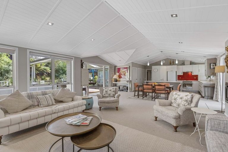 Photo of property in 12 Kurupae Road, Hilltop, Taupo, 3330