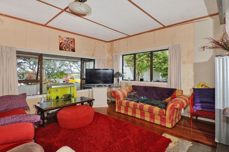 Photo of property in 2045 Ngunguru Road, Ngunguru, Whangarei, 0173