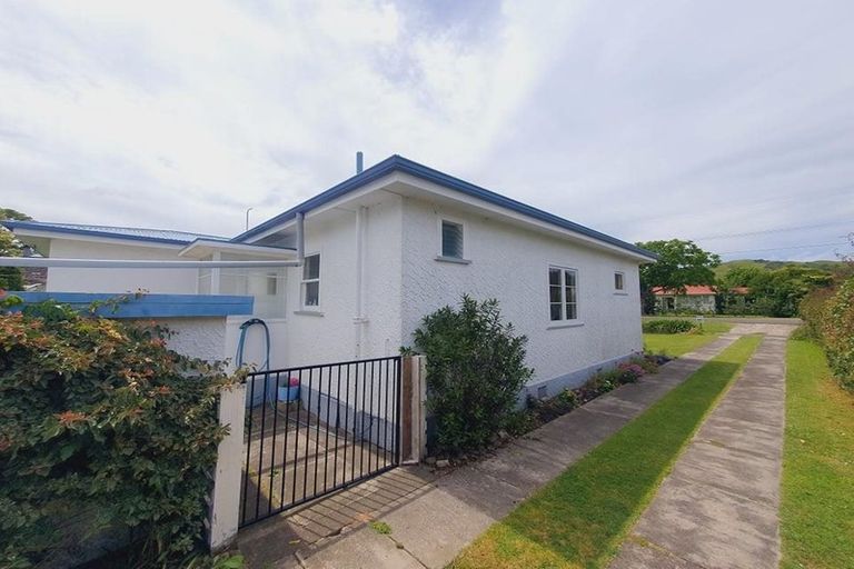 Photo of property in 19 Owen Road, Inner Kaiti, Gisborne, 4010