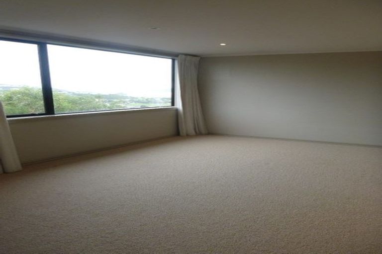 Photo of property in 1a Stormanstown Way, Seatoun, Wellington, 6022