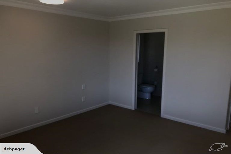 Photo of property in 9 Bellevue Road, Brookfield, Tauranga, 3110