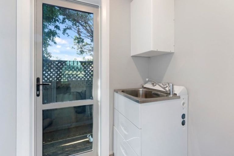 Photo of property in 74 Harrow Street, Phillipstown, Christchurch, 8011