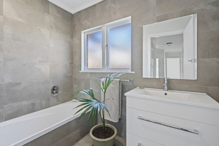 Photo of property in 1 Mclean Street, Kensington, Whangarei, 0112