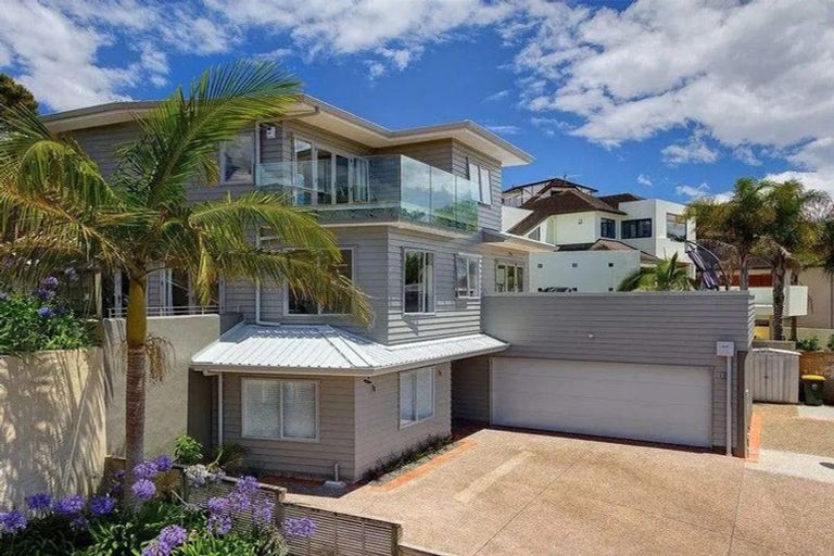 Photo of property in 28 Oakwood Grove, Eastern Beach, Auckland, 2012
