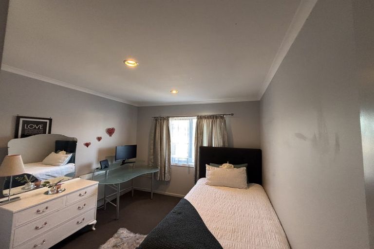 Photo of property in 112 Solway Crescent, Solway, Masterton, 5810