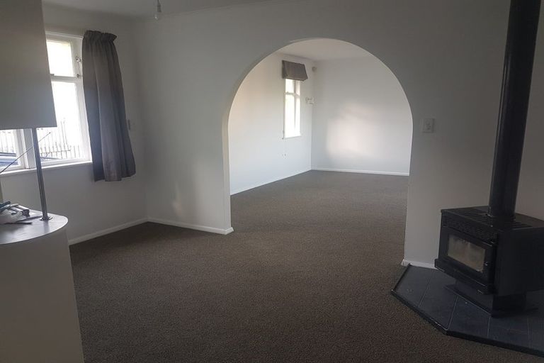 Photo of property in 2 Wilfred Street, Tawa, Wellington, 5028