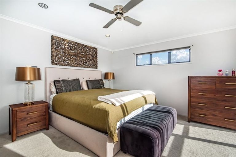 Photo of property in 166a Upper Harbour Drive, Greenhithe, Auckland, 0632