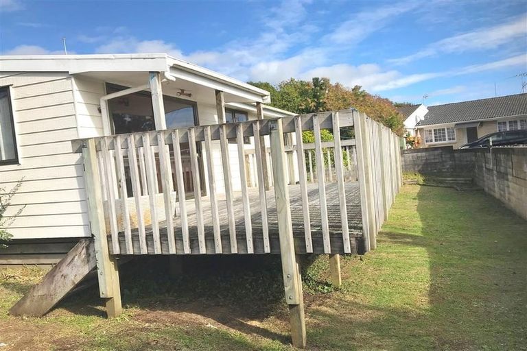 Photo of property in 2/172 Shirley Road, Papatoetoe, Auckland, 2025