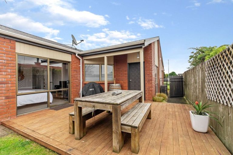 Photo of property in 1/436 Great South Road, Opaheke, Papakura, 2113