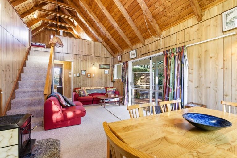 Photo of property in 3 Rangimoana Avenue, Motuoapa, 3382