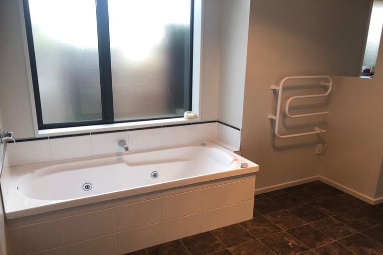 Photo of property in 51 Awatea Gardens, Wigram, Christchurch, 8042