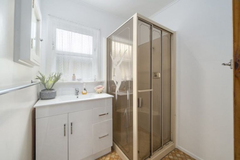 Photo of property in 109 Wood Street, Wainuiomata, Lower Hutt, 5014