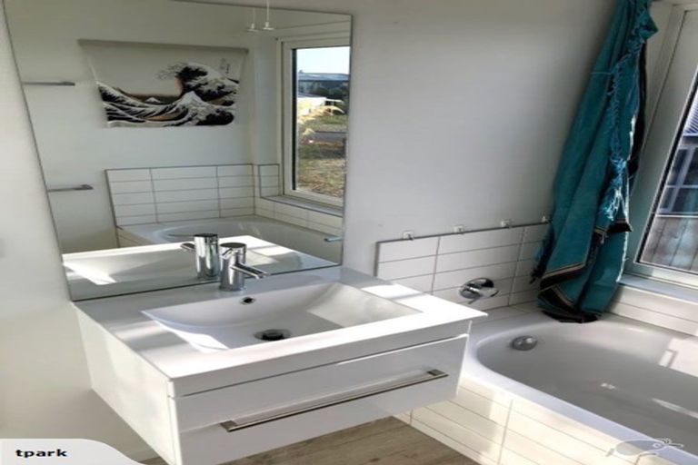 Photo of property in 46 Gawler Street, Te Horo Beach, Otaki, 5581